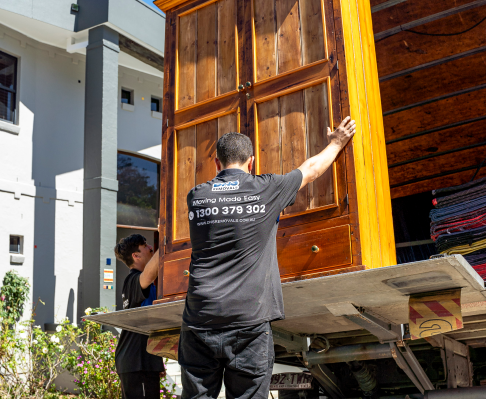DNS Removals has an excellent reputation for providing a first class storage and relocation service in Brisbane, Gold Coast, Byron Bay, Sunshine Coast
